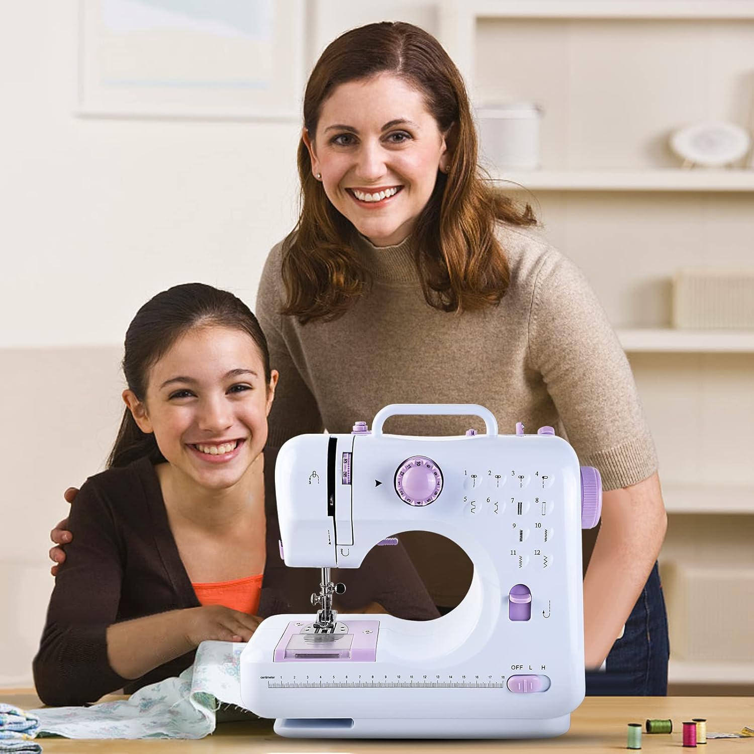 MiniStitch – Portable Sewing Machine with 12 Stitches