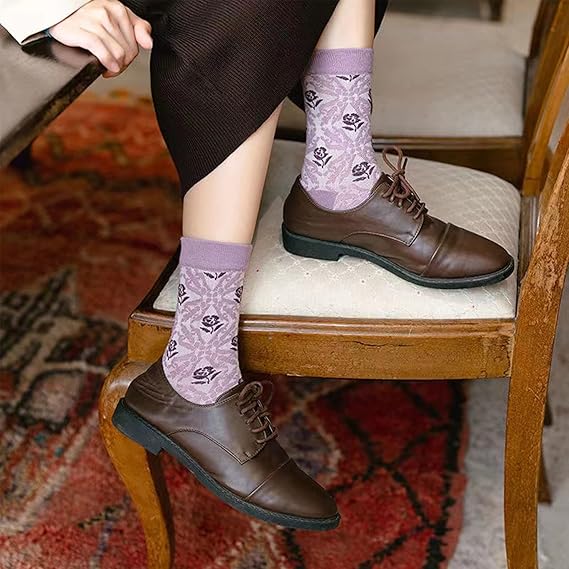 LumeFlora – Soft Cotton Embroidered Flower Socks