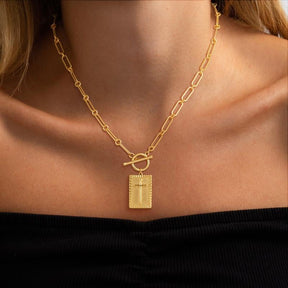 Cruxelle – Cross Pendant Paperclip Chain Necklace