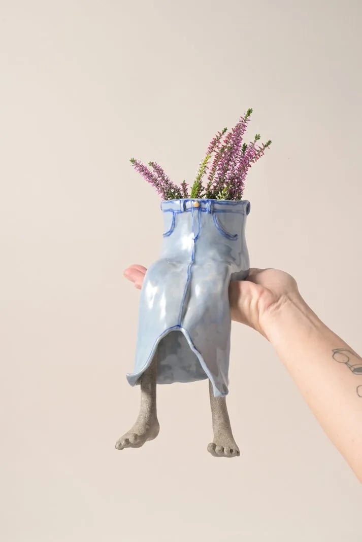 SproutBuddy - Decorative Hanging-Leg Planter