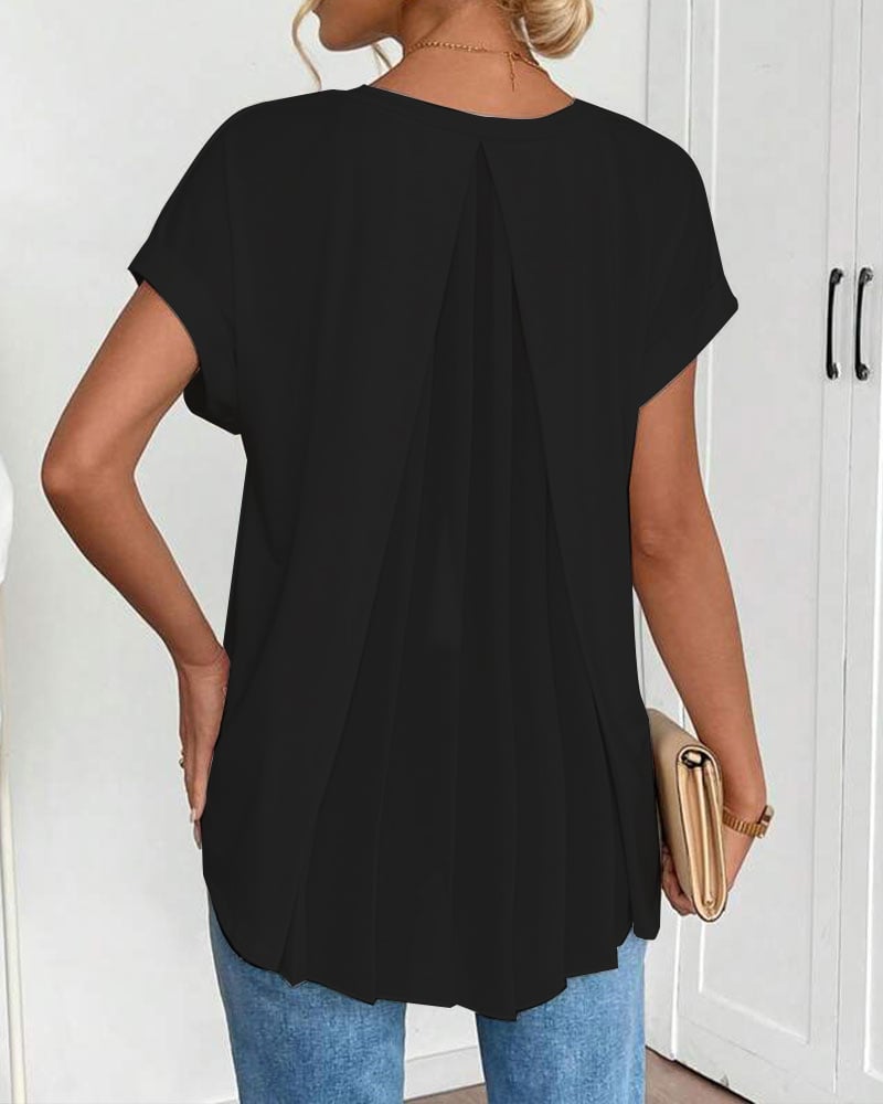 UrbanStitch V – Patchwork Casual Tee