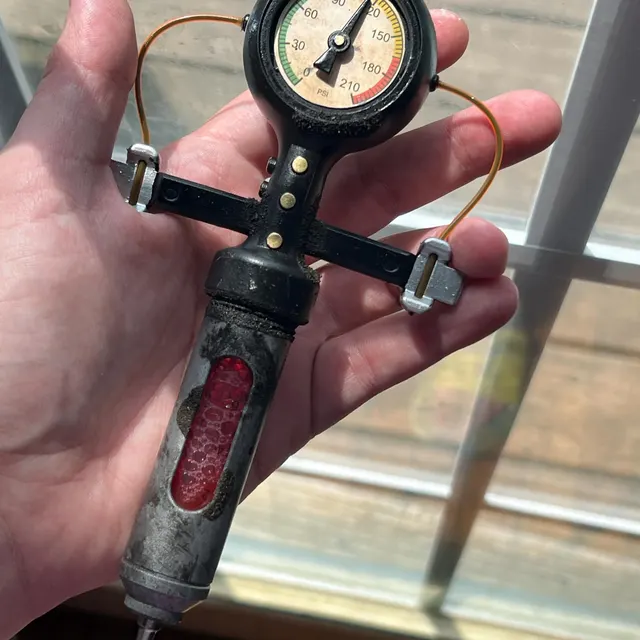 VaultAid – Stimpak Fallout Collectible