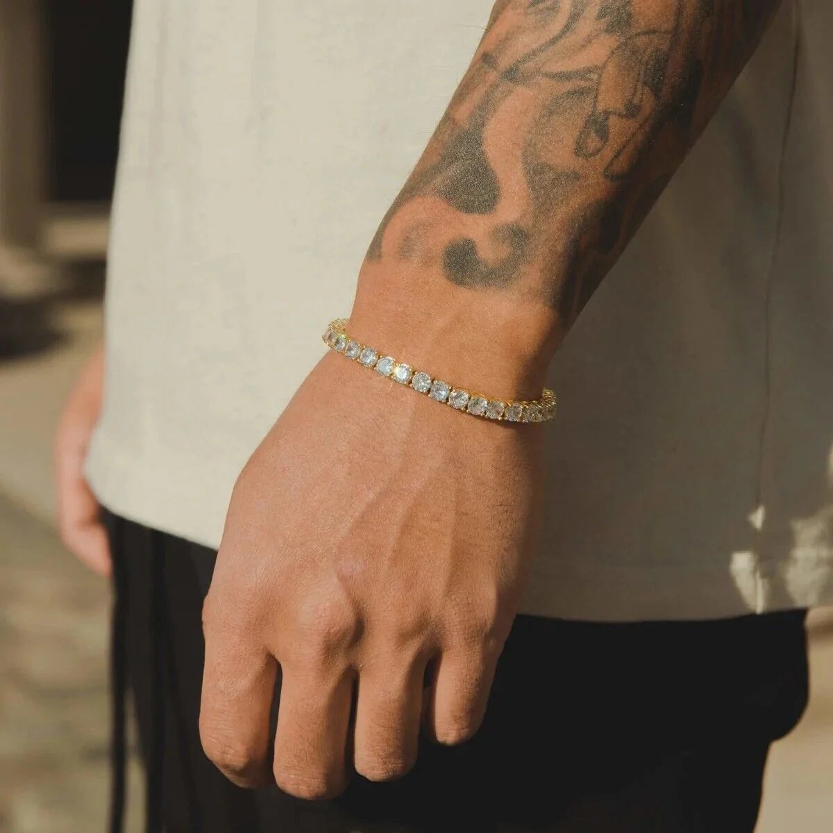 CrystalFlex – Luxury Sparkling Bracelet