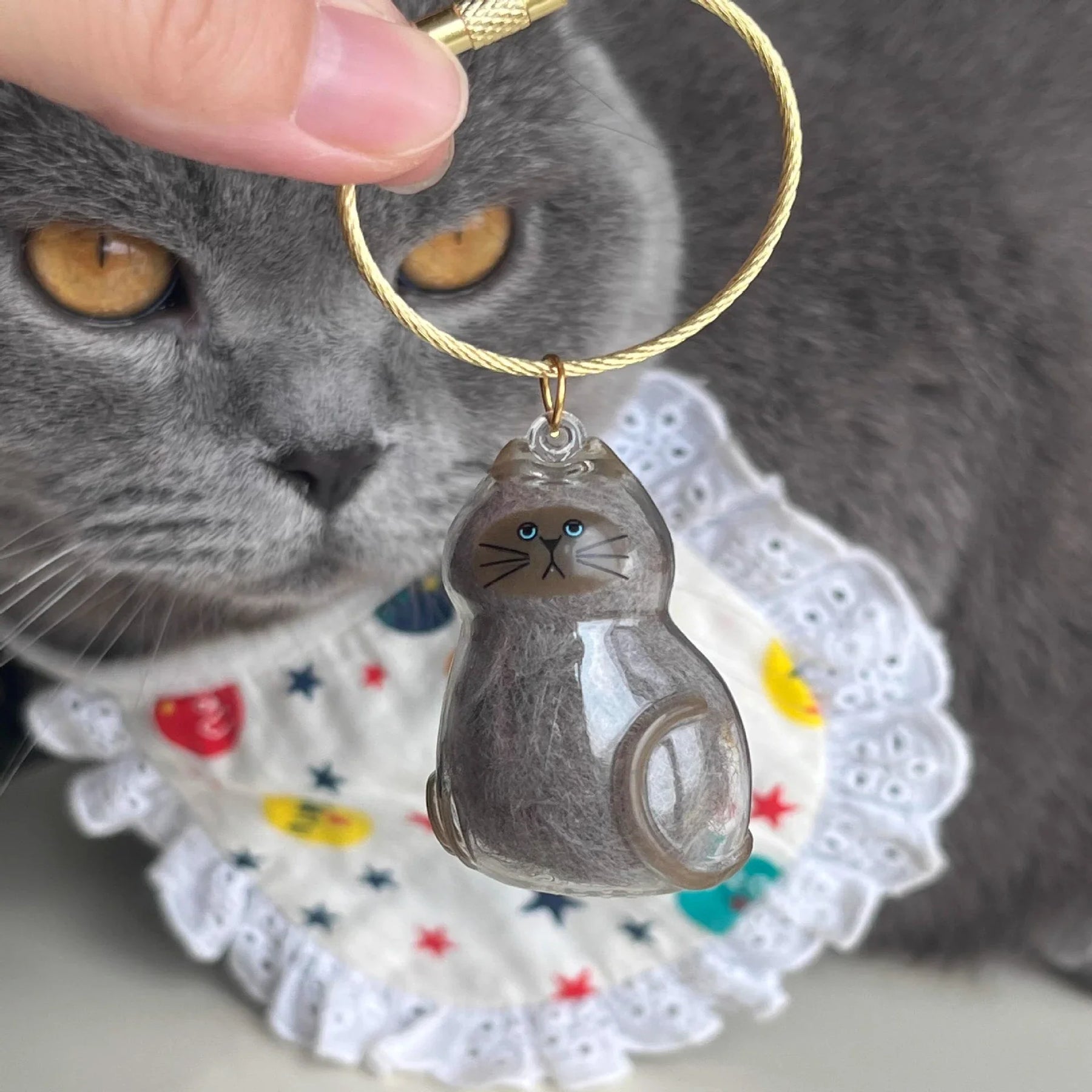 ForeverPaw – Pet Hair Memorial Keepsake Keychain
