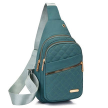 LuxeCarry – Minimalist Solid Color Crossbody Bag