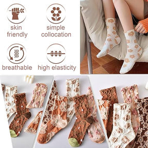LumeFlora – Soft Cotton Embroidered Flower Socks