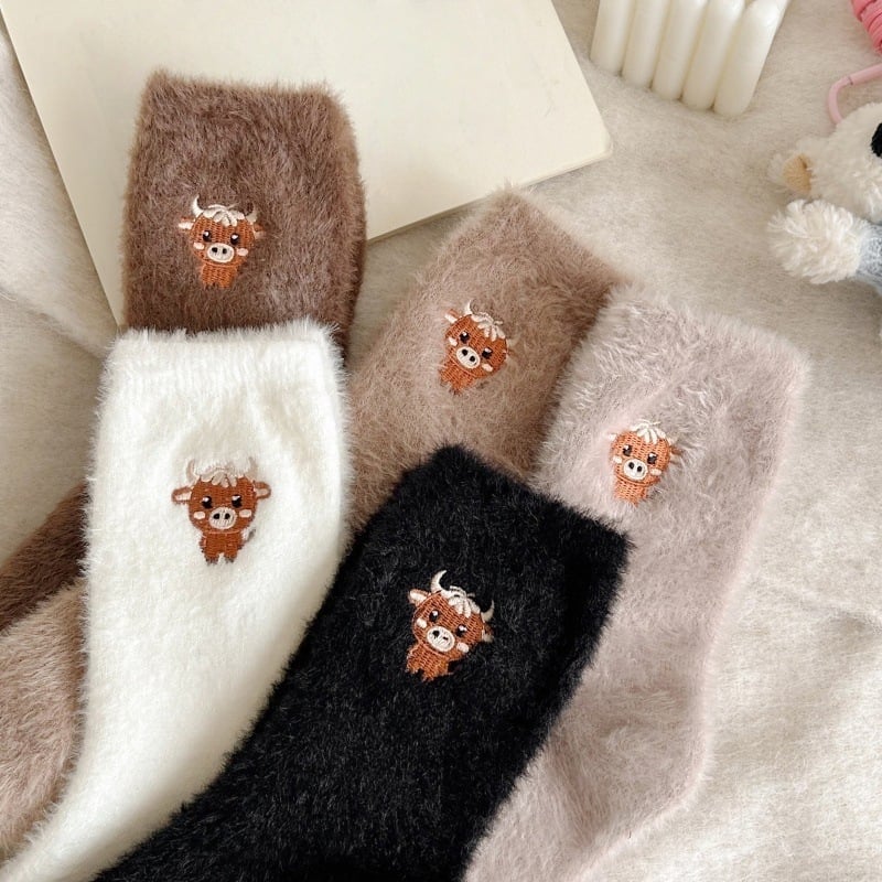 CheerHoof – Mid-Crew Fun Socks