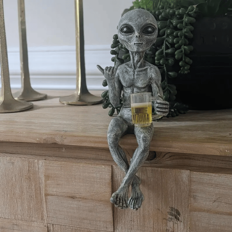 AlienMeme – Funny 2026 Alien Artwork