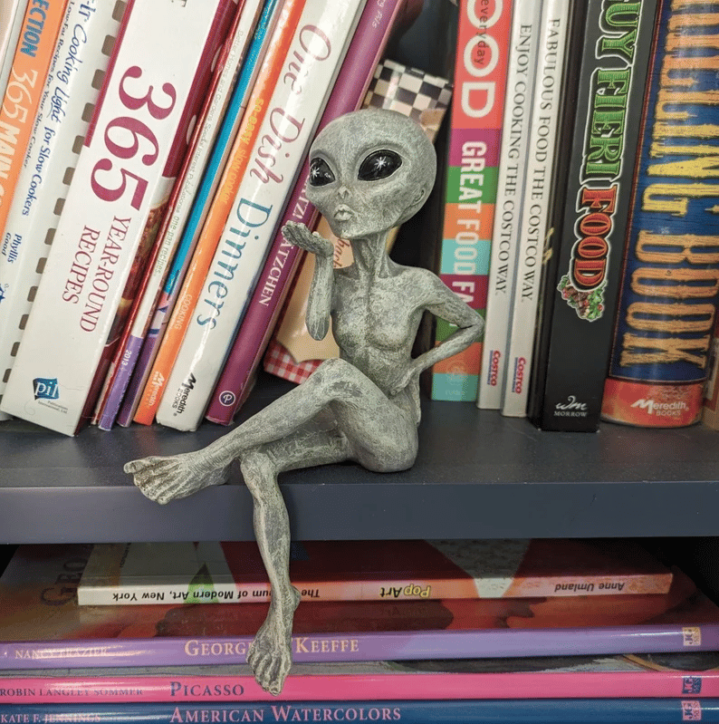 AlienMeme – Funny 2026 Alien Artwork