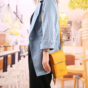 ChicVault – Secure Crossbody Wallet Bag