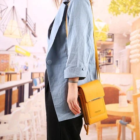 ChicVault – Secure Crossbody Wallet Bag