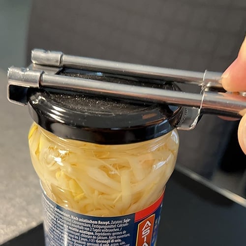 SteelMate – Multi-Function Can Opener for Easy Kitchen Use