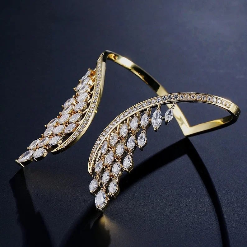 AngelAura – Adjustable Angel Wings Jewelry