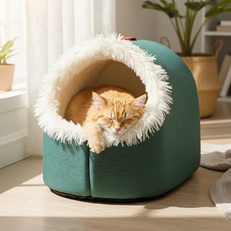 CozyPaws – Warm Retreat Pet Bed