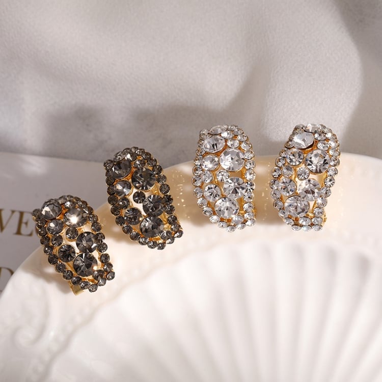 StellaGrace – Premium Party Earrings