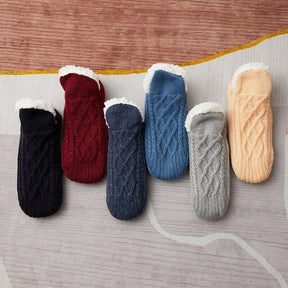WarmEase – Indoor Non Slip Thermal Socks