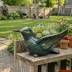 NatureNest – Cardinal Bird Succulent Planter