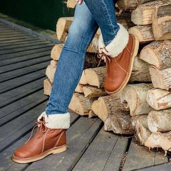 WATERPROOF LEATHER POLAR BOOTS WITH WOOL LINING | Lupi