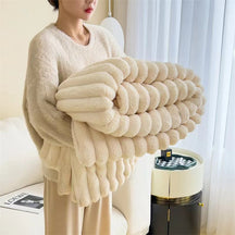CozyStripe – Ultra Soft Striped Blanket