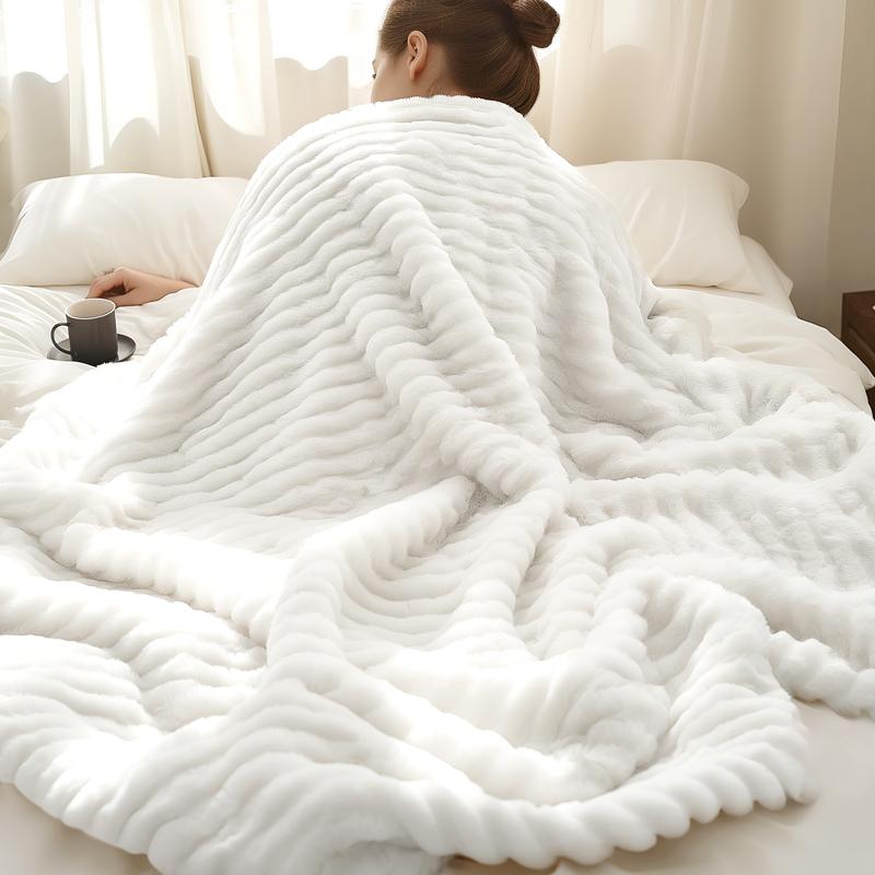 CozyStripe – Ultra Soft Striped Blanket