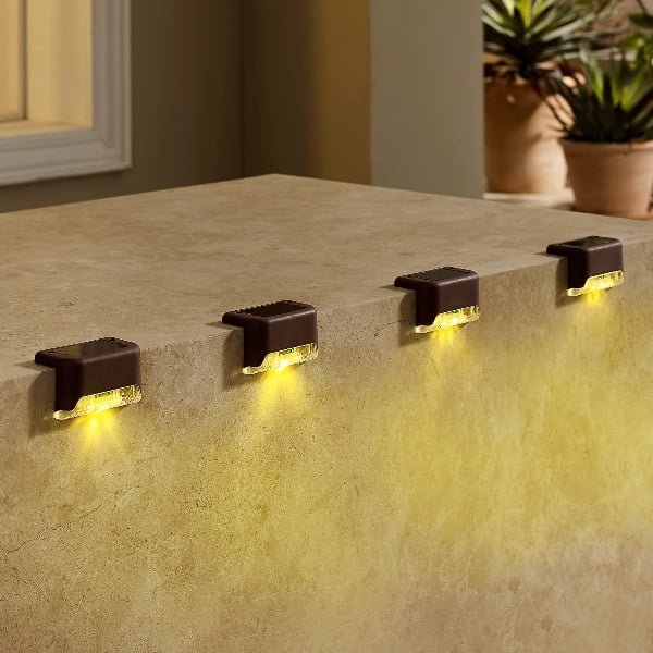 SunShine – Automatic Solar Deck Lighting System