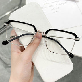 FocusPro – HD Auto-Adjust Reading Glasses