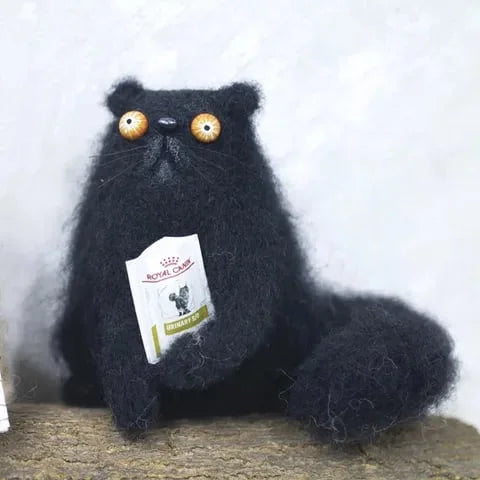 CurioCat - Soft Wool Figurine