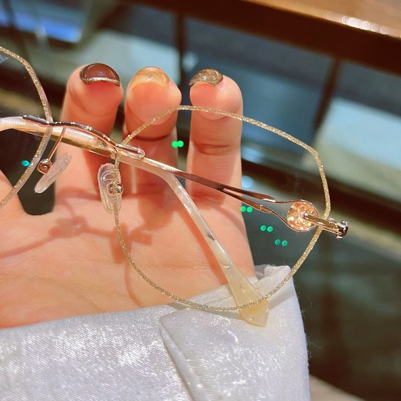 VisionGleam - Stylish Anti-Blue-Light Eyewear
