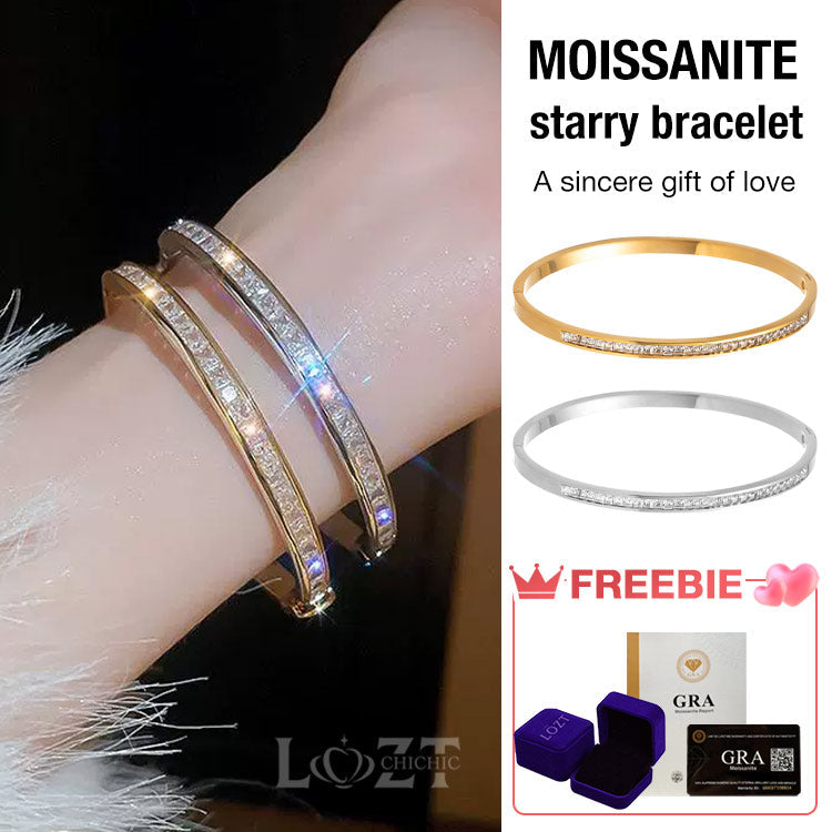 StarlightAura – Elegant Charm Bracelet