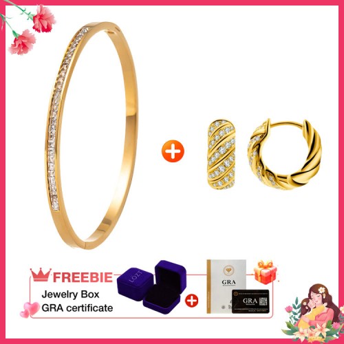 StarlightAura – Elegant Charm Bracelet