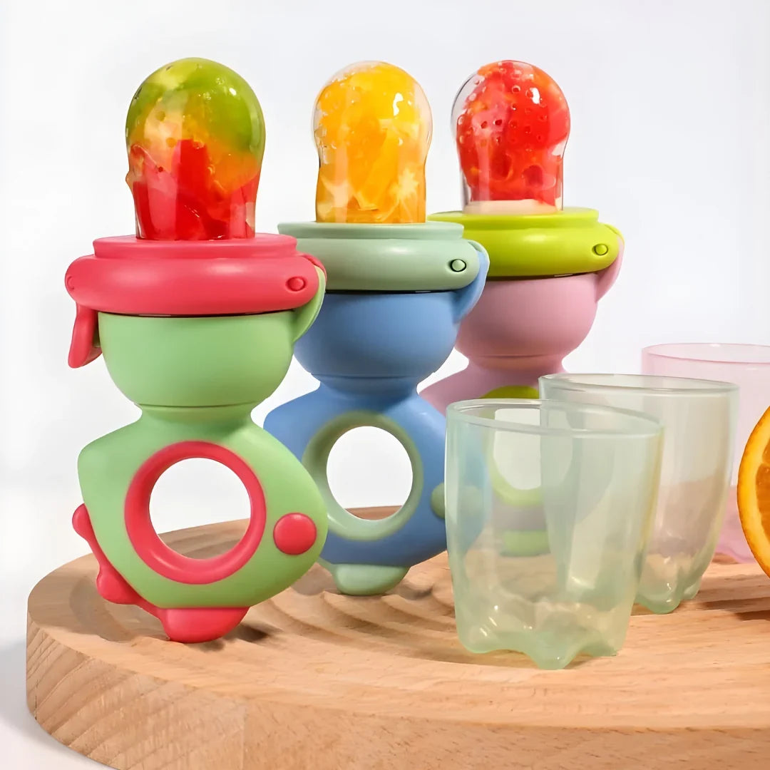 FreshBites – Baby Fruit Feeder