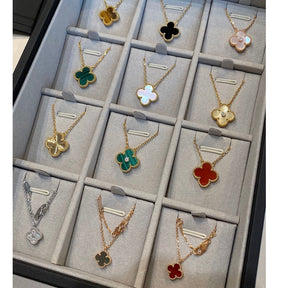 CelestiaGlow – Timeless Sparkle Pendant Necklace