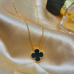 CelestiaGlow – Timeless Sparkle Pendant Necklace
