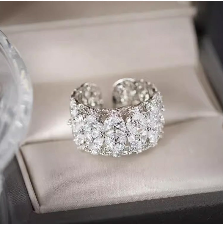 BloomVera – Certified Moissanite Flower Statement Ring