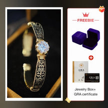 RoyalLustre – Moissanite Relief Bangle