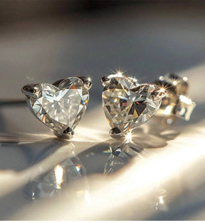 AmoraShine – Sparkling Heart Earrings