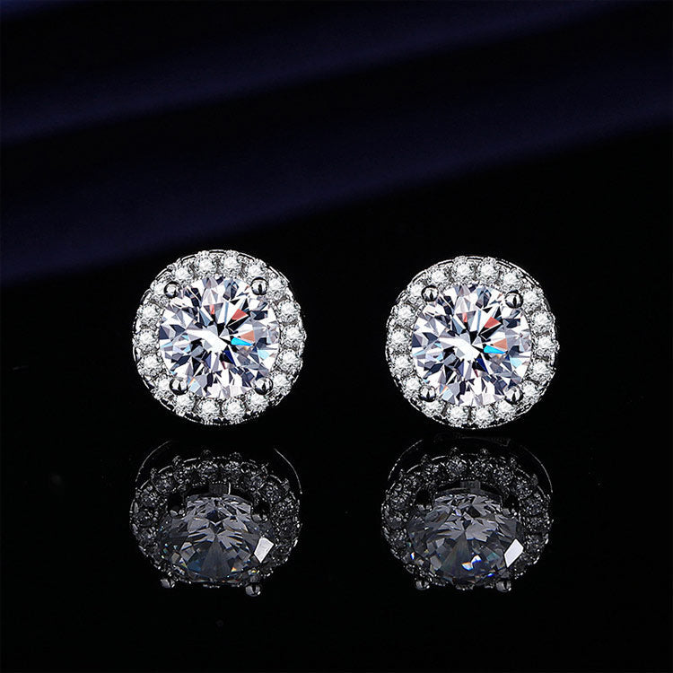 LustreCube – Premium Moissanite Earrings