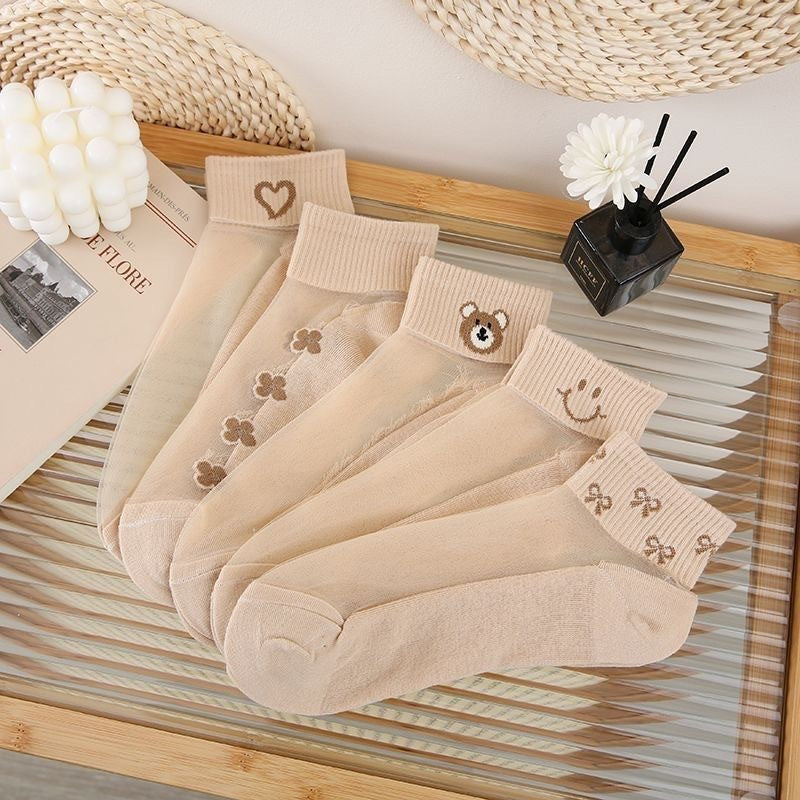 LaceFlow – Transparent Floral Ankle Socks