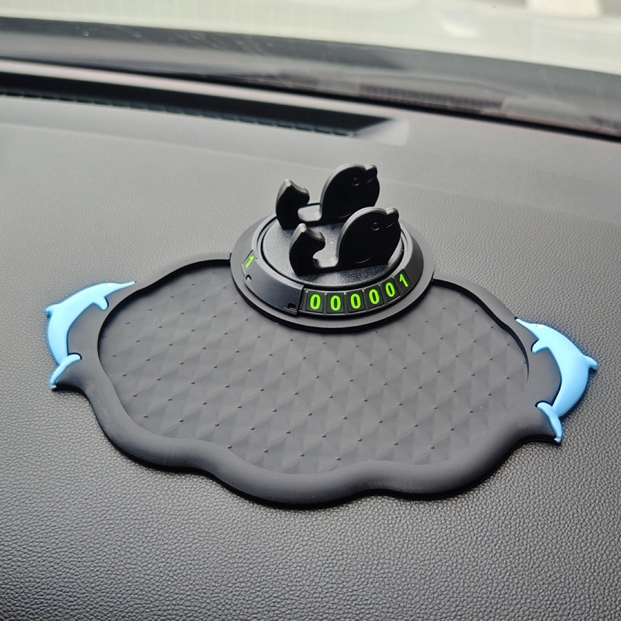 AutoCore – Anti-Slip Car Phone Pad