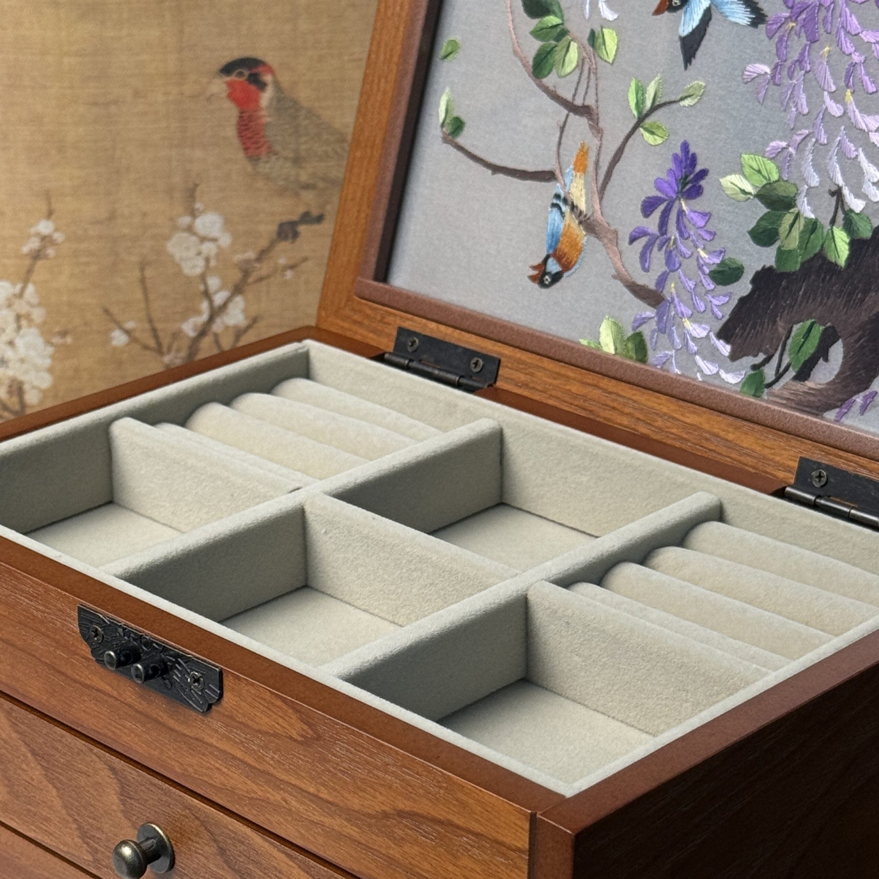 DynastyGrace - Handcrafted Keepsake Box