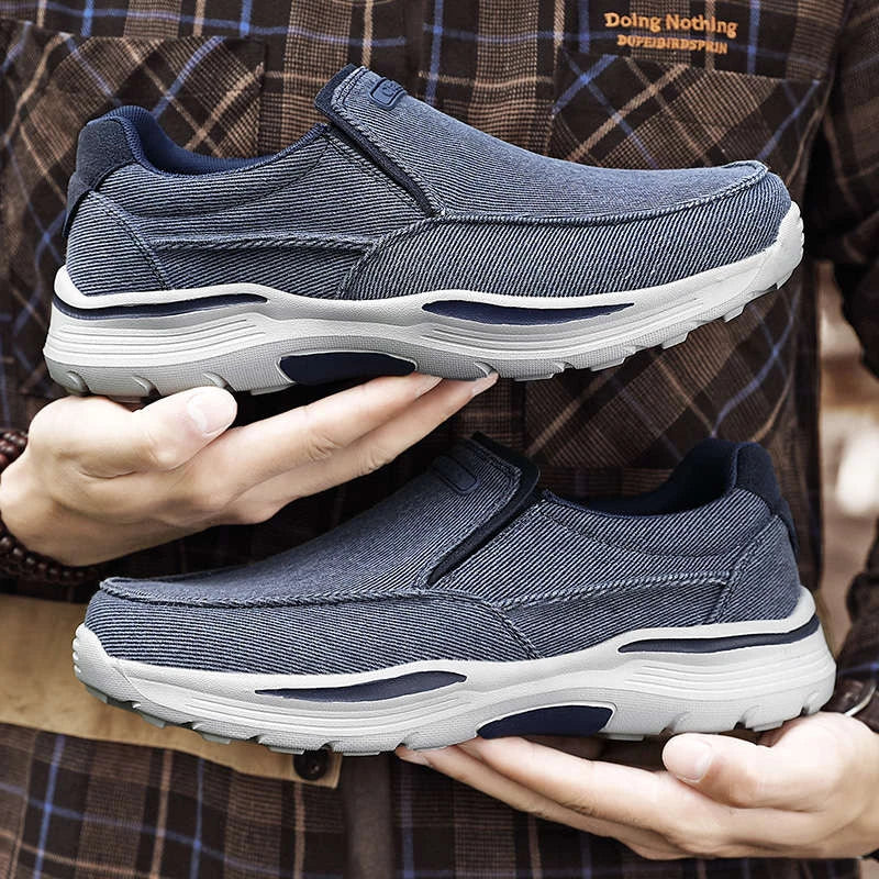 RESISTANT & COMFORTABLE MUST PRO SHOES | Lupi