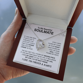 SoulLink – Heartfelt Soulmate Necklace