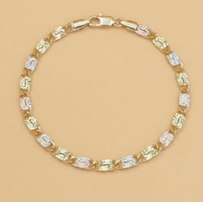 GoldenBlend – Three-Tone Link Bracelet
