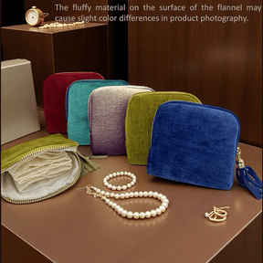 LuxeCarry – Portable Jewelry Storage Bag with Zipper