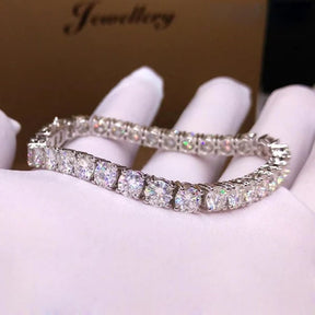 CrystalFlex – Luxury Sparkling Bracelet