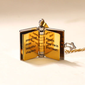 LoveStory – Chapter Book Necklace Gift