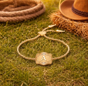 LetterLuxe Glow – Adjustable Name Bracelet