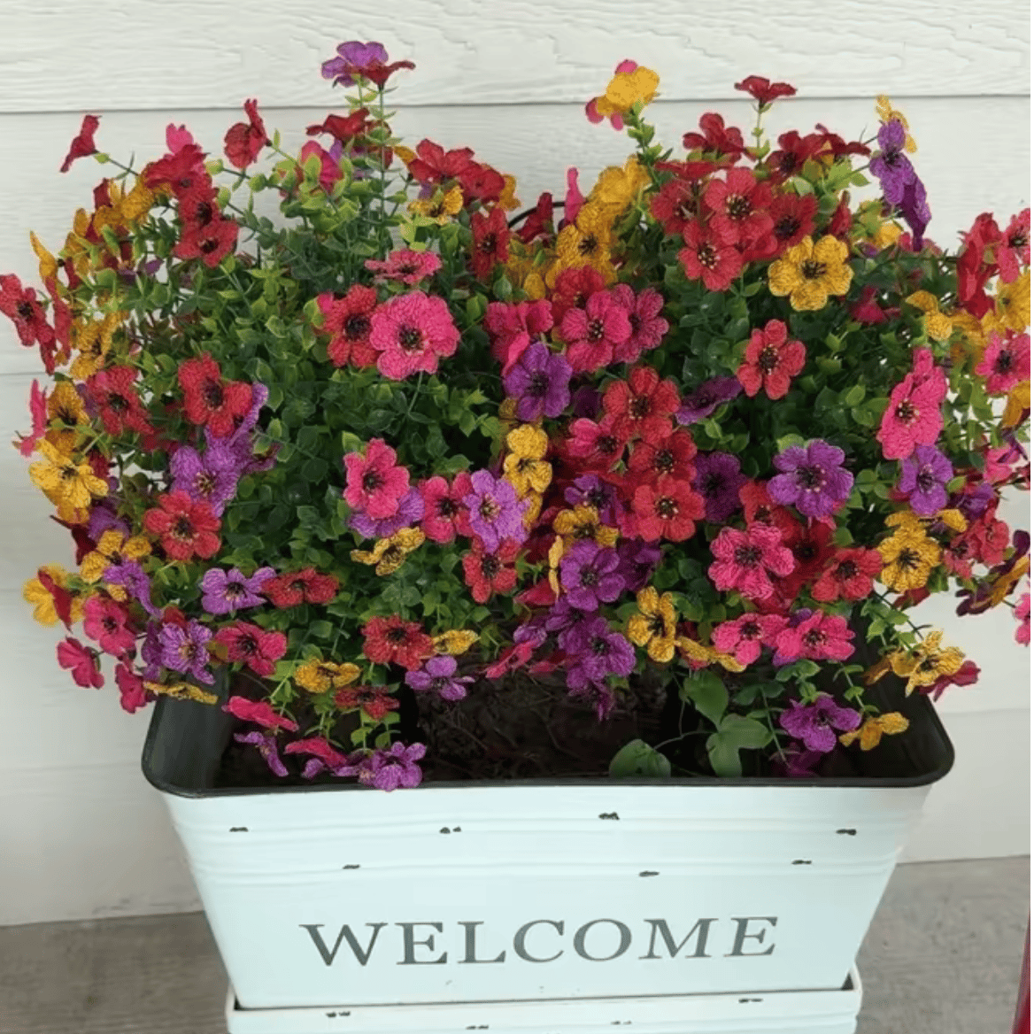 VividPetals – All-Weather Floral Set