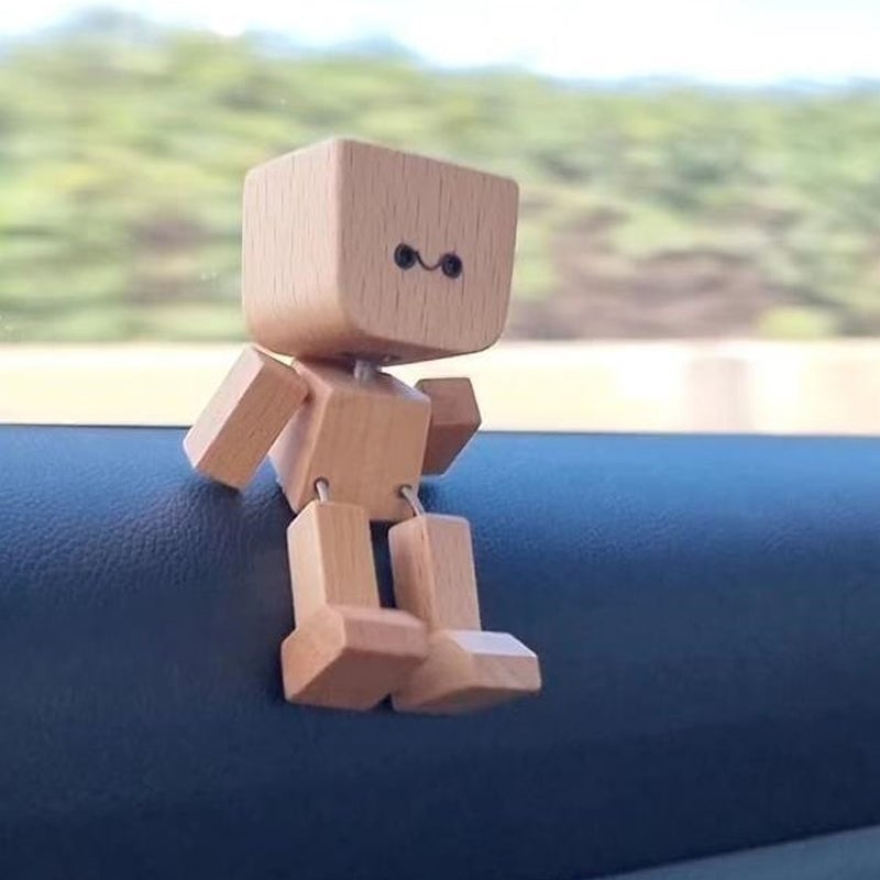Nod & Wiggle – Lively Wooden Companion