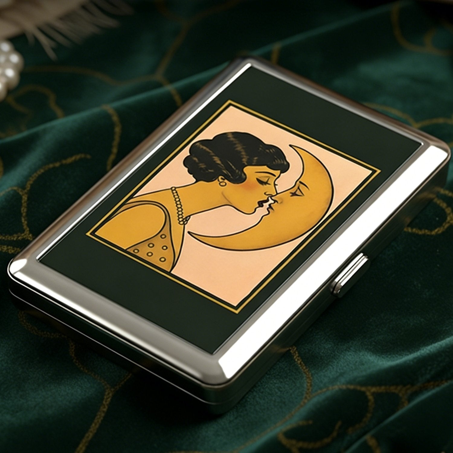 Vaultique - Elegant RFID Protection Wallet